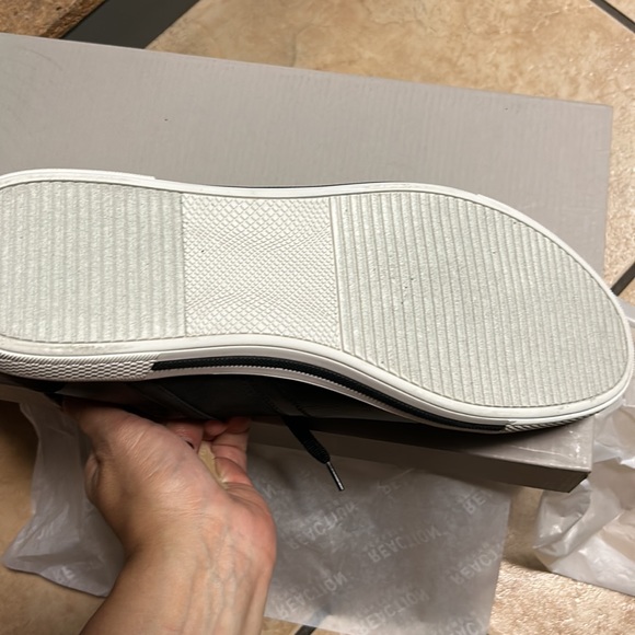 Last One Size 12 Kenneth Cole Reaction Mens Center Low Resource Sneaker Shoe NWT - Picture 8 of 8
